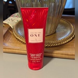 NEW! Bath & Body Works Ultimate Hydration Body Cream "You're The One"